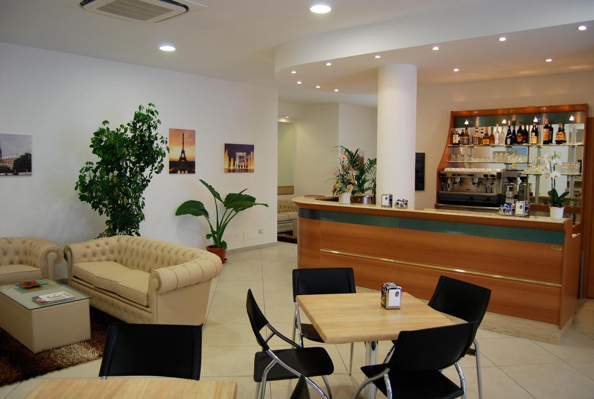 Hotel Europa Nereto Zewnętrze zdjęcie