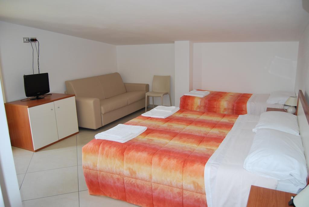 Hotel Europa Nereto Pokój zdjęcie